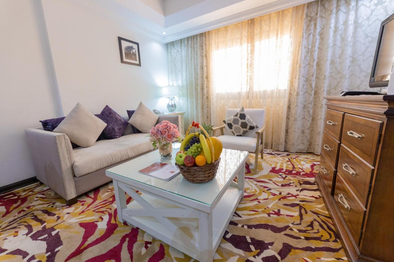 Ewan Ajman Suites Hotel Exterior foto