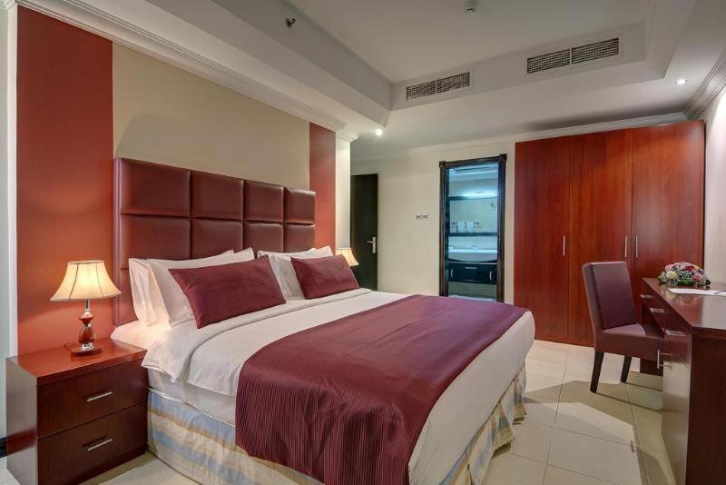 Ewan Ajman Suites Hotel Zimmer foto