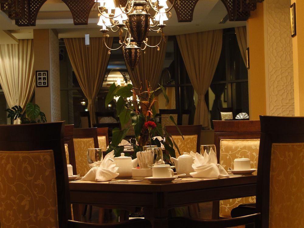 Ewan Ajman Suites Hotel Exterior foto