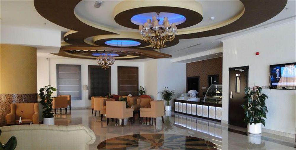 Ewan Ajman Suites Hotel Exterior foto