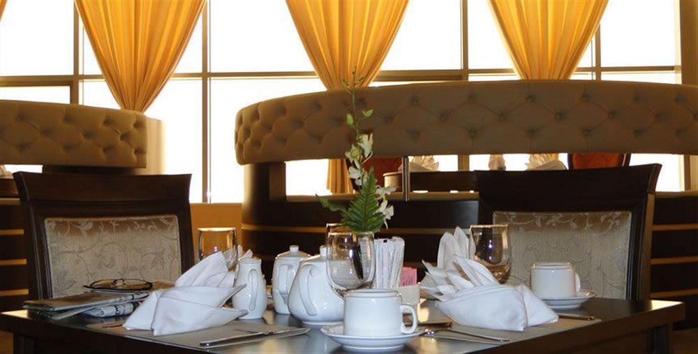 Ewan Ajman Suites Hotel Exterior foto